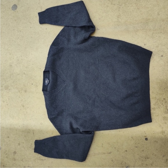 Brooks Brothers Lambwool X Cashmere Men's Deep Blue Crewneck Sweater - Picture 2 of 3